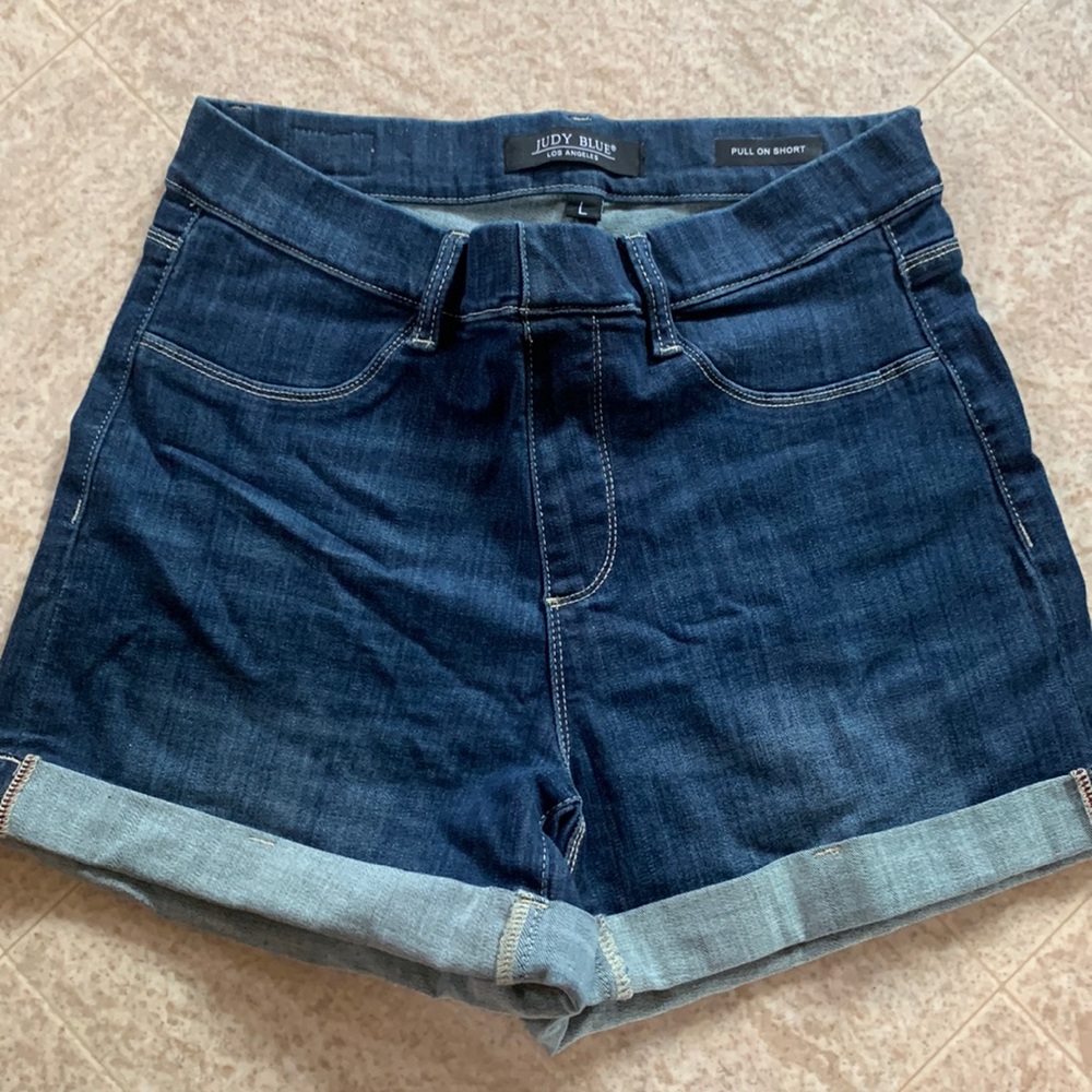 Judy Blue pull on high waisted shorts